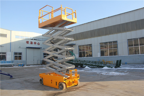 Manovra dei materiali 1100 kg Piattaforma di sollevamento idraulica a forbice Potenza di stoccaggio 1 tonnellata