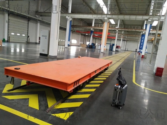 Carrello di grande capacità di carico per la macchina muovendo 360 gradi girando 30t Carrello piatto elettrico senza pista